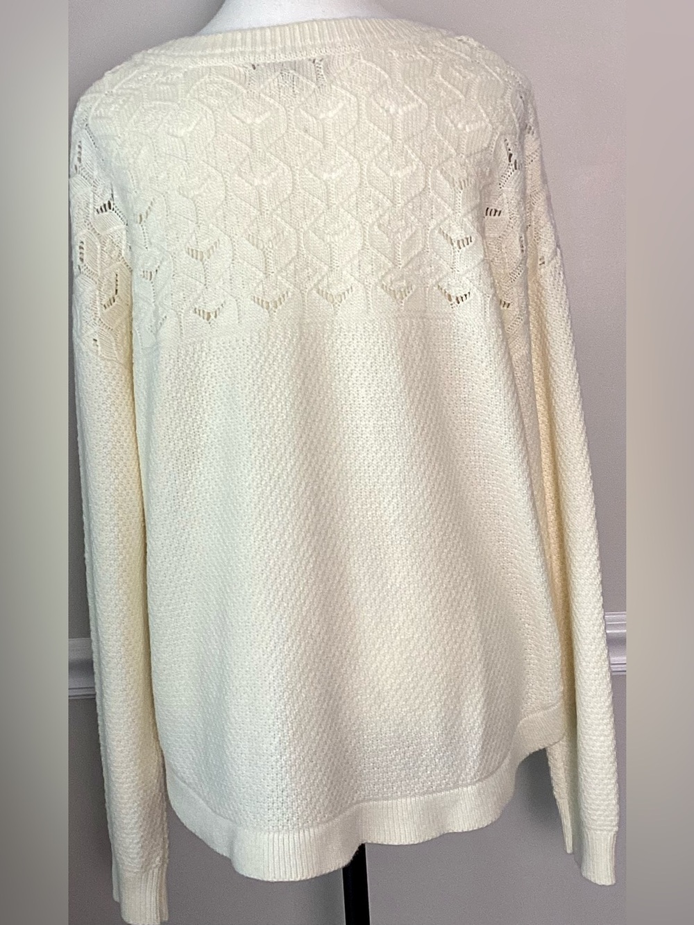 I. B. Diffusion Pullover Sweater Ivory Honeycomb Crochet & Scallop Hem Size L - Picture 3 of 12